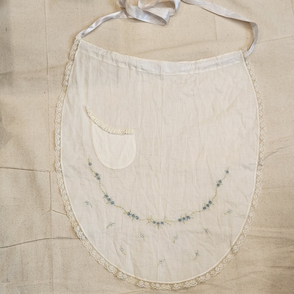 Vintage Half Apron White Cotton Blue Floral Embroidery Lace Trim Cottagecore